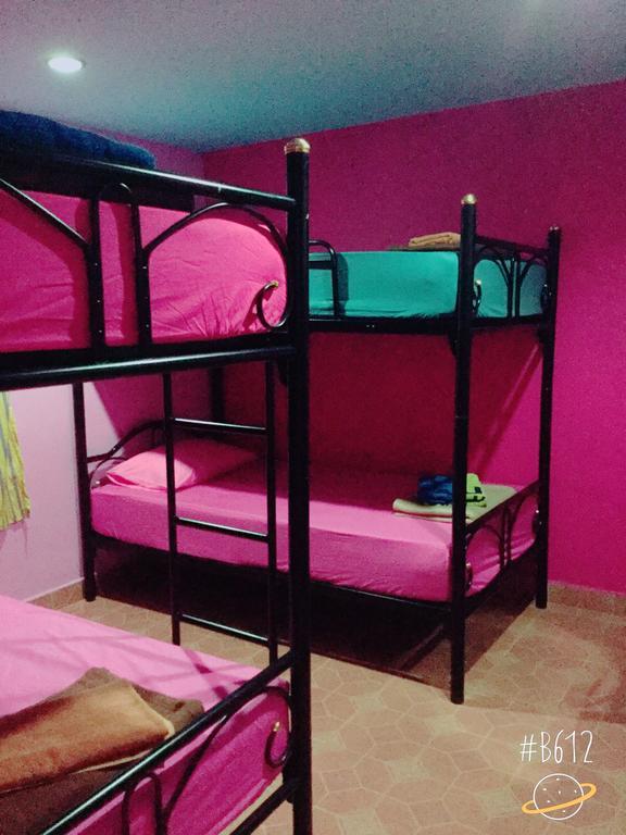 Bamboozle Hostel 哈林海滩 外观 照片